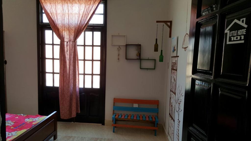Little Home Hostel Vinh Hai Exterior photo