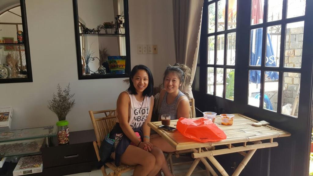 Little Home Hostel Vinh Hai Exterior photo