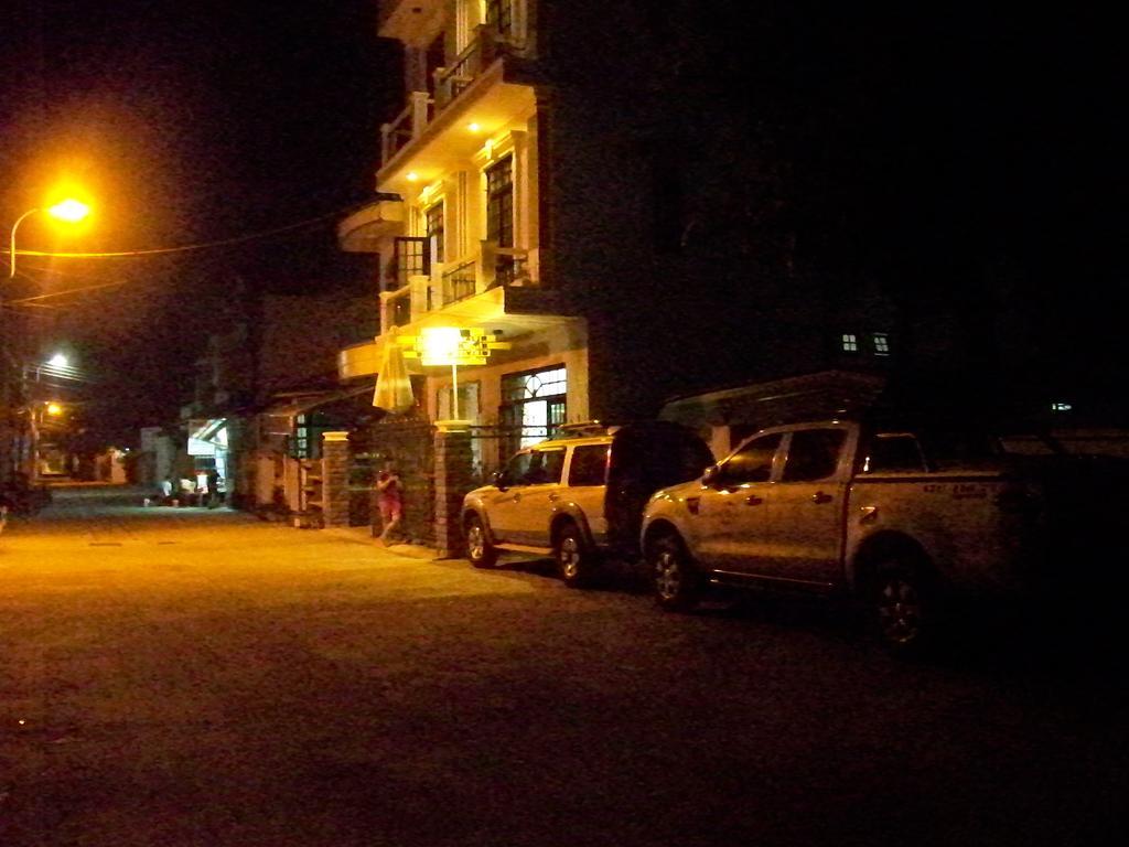 Little Home Hostel Vinh Hai Exterior photo